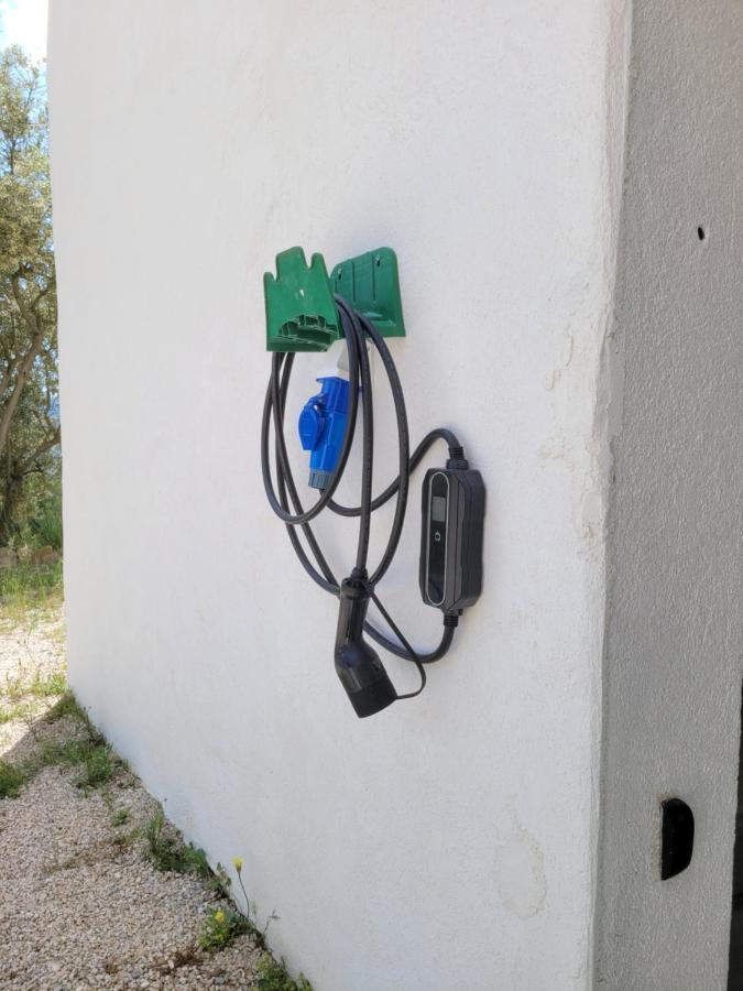 Logement Entier Et Calme 55M2 Avec Spa - Sauna Et Borne De Recharge 7Kw Daire Meyreuil Dış mekan fotoğraf