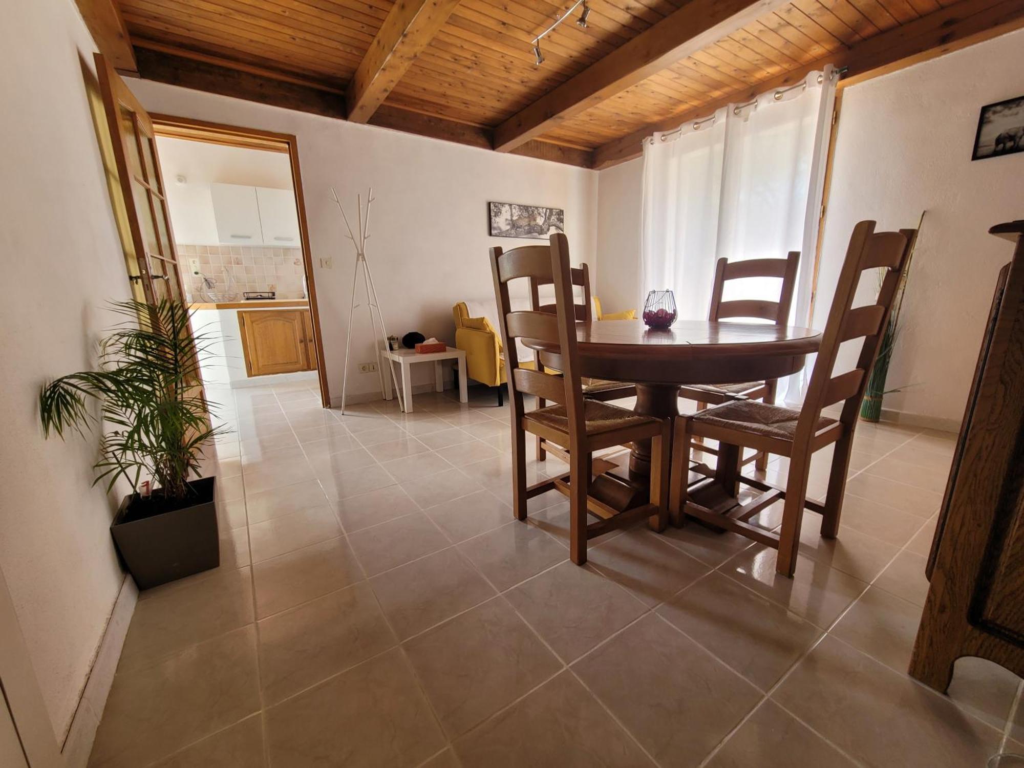Logement Entier Et Calme 55M2 Avec Spa - Sauna Et Borne De Recharge 7Kw Daire Meyreuil Dış mekan fotoğraf